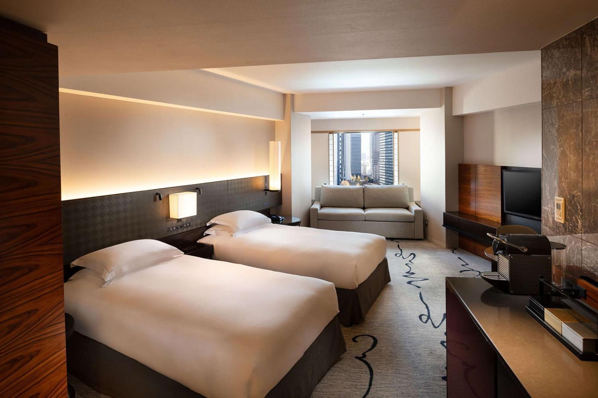 Hilton Tokyo Hotel Exterior photo