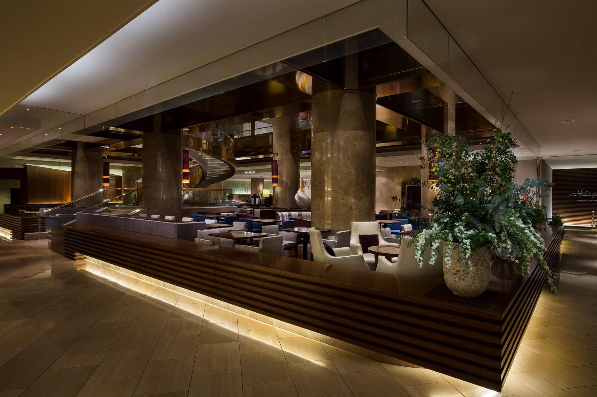 Hilton Tokyo Hotel Exterior photo
